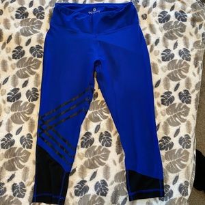 90 degree capri leggings